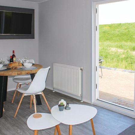 Beautiful Home In Sint-Annaland With Kitchen Esterno foto
