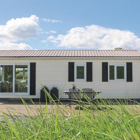 Beautiful Home In Sint-Annaland With Kitchen Esterno foto