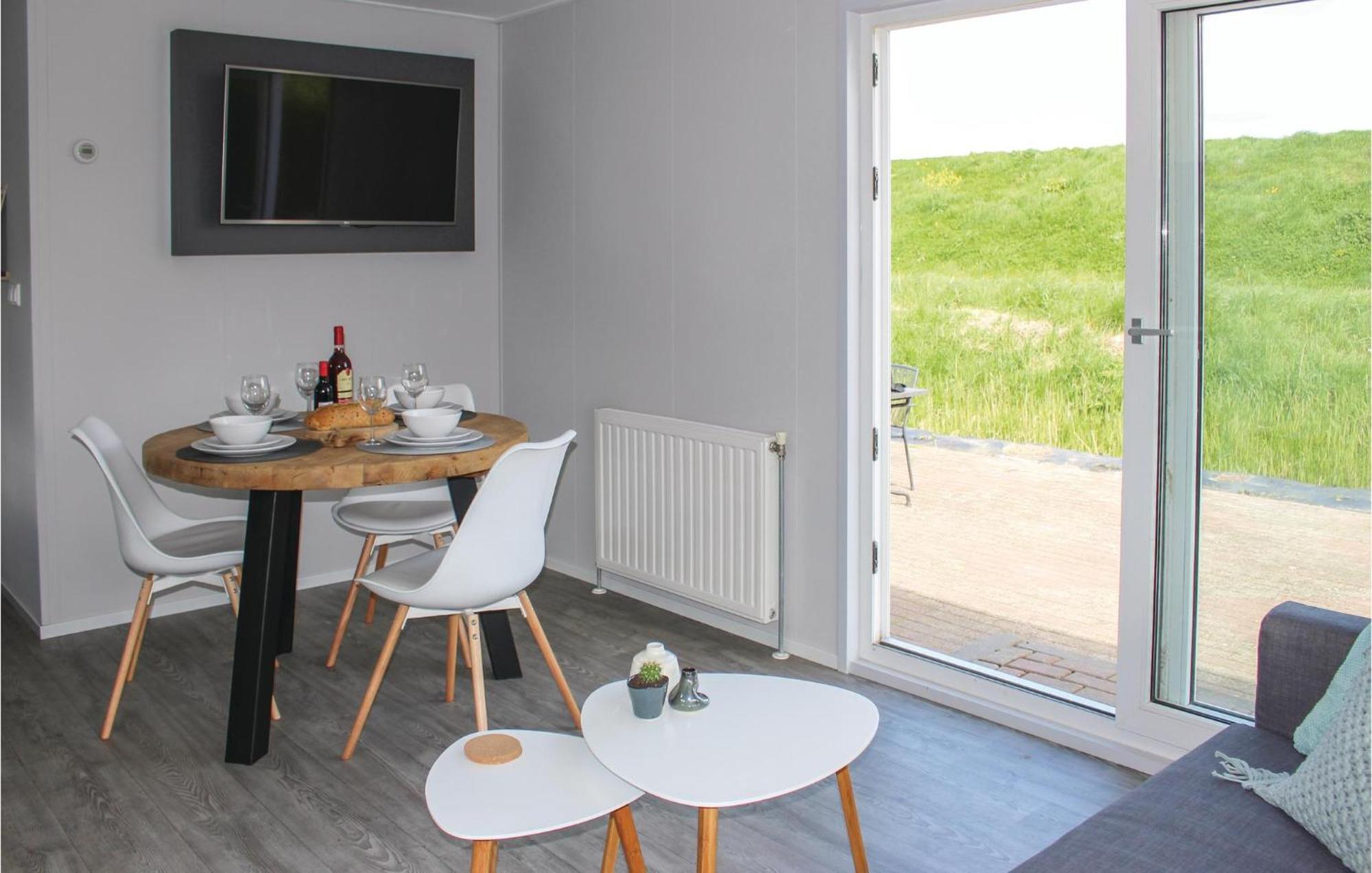 Beautiful Home In Sint-Annaland With Kitchen Esterno foto